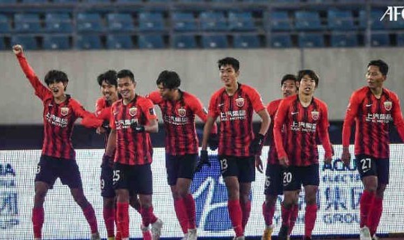 星空体育官网下载-从分庭抗礼到完败！申花四大皆空再成德比背景板