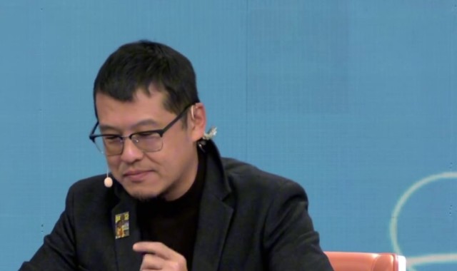 星空体育官网下载-杨毅：哈登到来后骑士真正有了掌控者 并且一跃成为总冠军争夺者