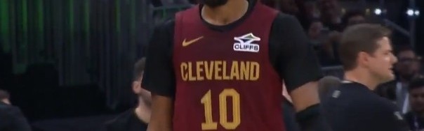 星空体育官网入口-张弓搭箭！加兰半场前最后一攻 虚晃后三分压哨灯亮球进！