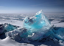 星空体育官网入口-【直播】重庆狼队选手教练抵达海口实拍，为你们的第十一冠加油！