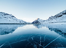 技能完美衔接，AL下野辅三人紧密配合接连击杀IG四人打出零换四